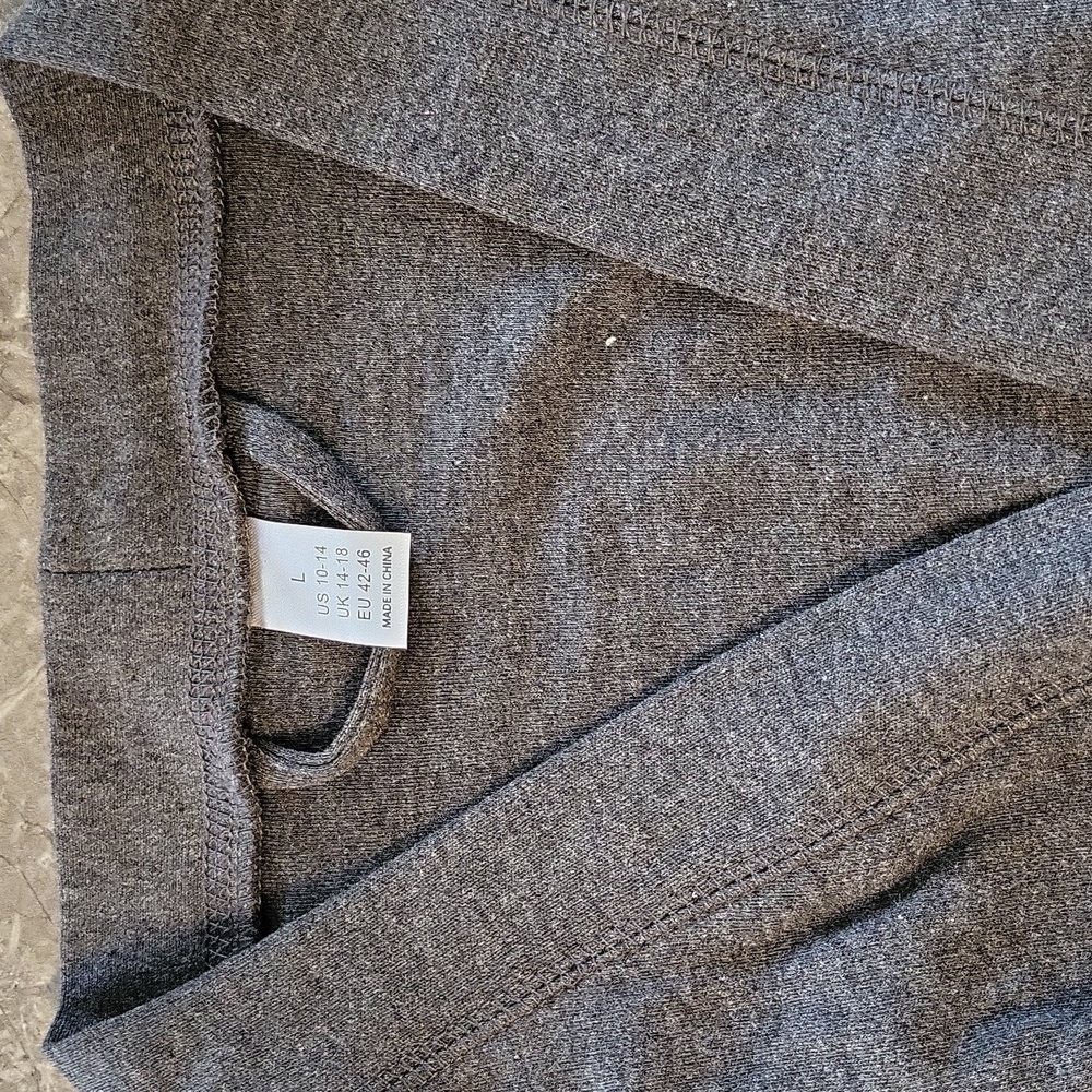 Grey Open-Front Robe - Picture 3 of 4